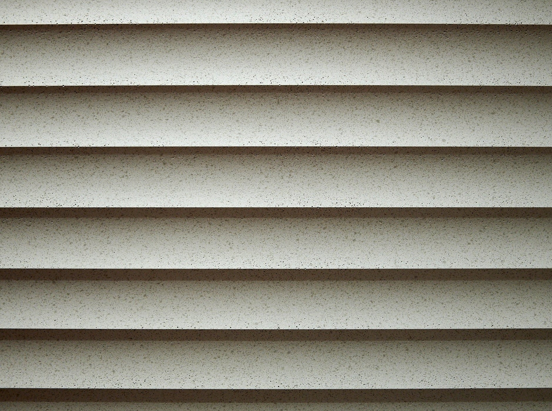 Designplatte Beton grau Welle