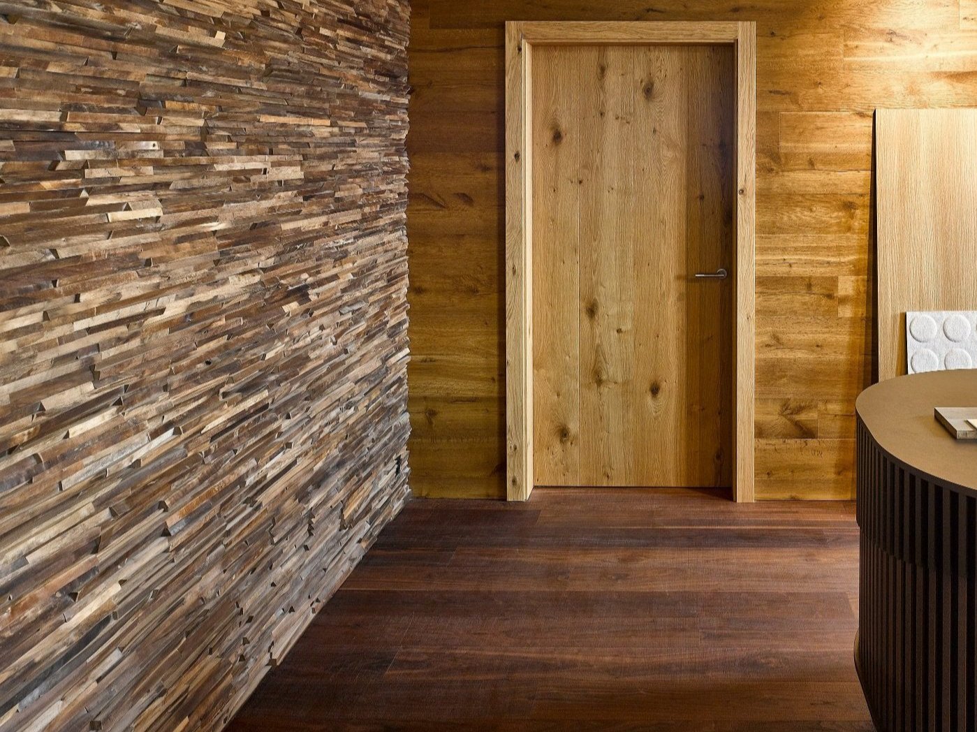 Wandverkleidung Nussbaum Unikat Waldkante